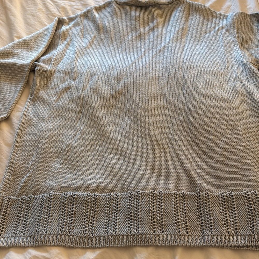 DKNY Petite Light Gray Metallic Long Sleeve Sweater with Open Knit Hem. Size S. - Picture 5 of 11